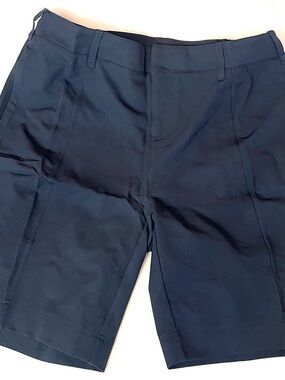 NWT | Women’s 8 | 32°Degrees Navy Performance Shorts, Zipping Pockets
